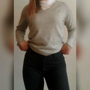 Cashmere V Neck